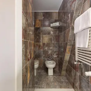 4* فندق لومبارديا