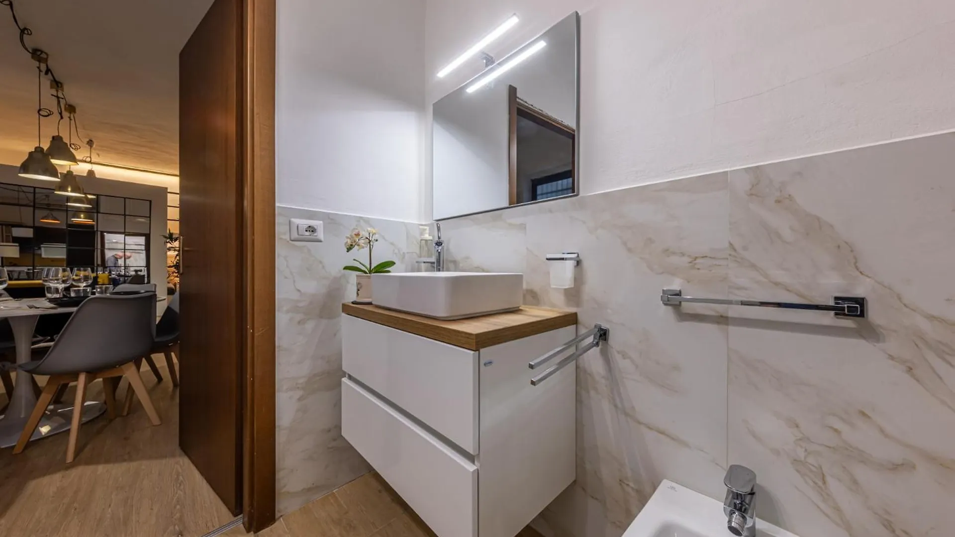 Апартаменты Industrial Loft Near The Centre Of Милан